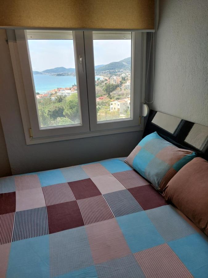 Bright View Apartment PalaiónTsiflíkion Dış mekan fotoğraf